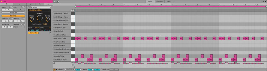 Uno screenshot che mostra un semplice pattern di batteria generato con Rhythm